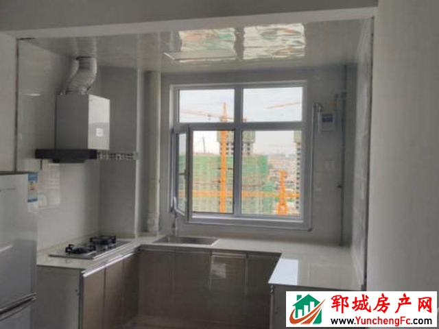 中华家园 2室2厅 90平米 简单装修 1400元/月